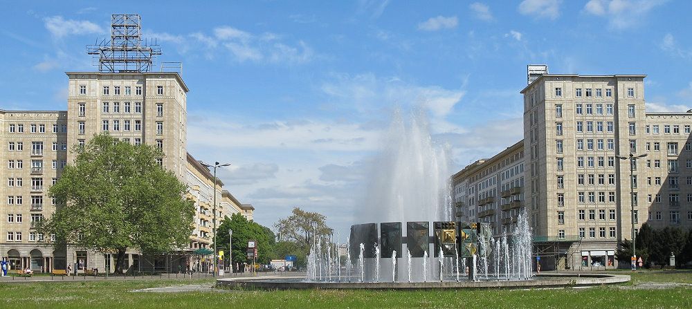 Der Strausberger Platz in Berlin Friedrichshain