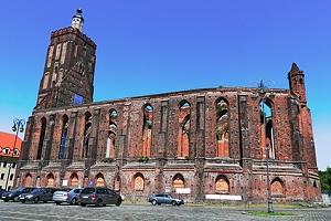 Ruine der Stadtkirche in Guben