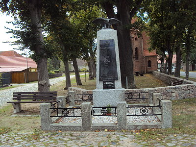 Kriegerdenkmal in Groß Dölln