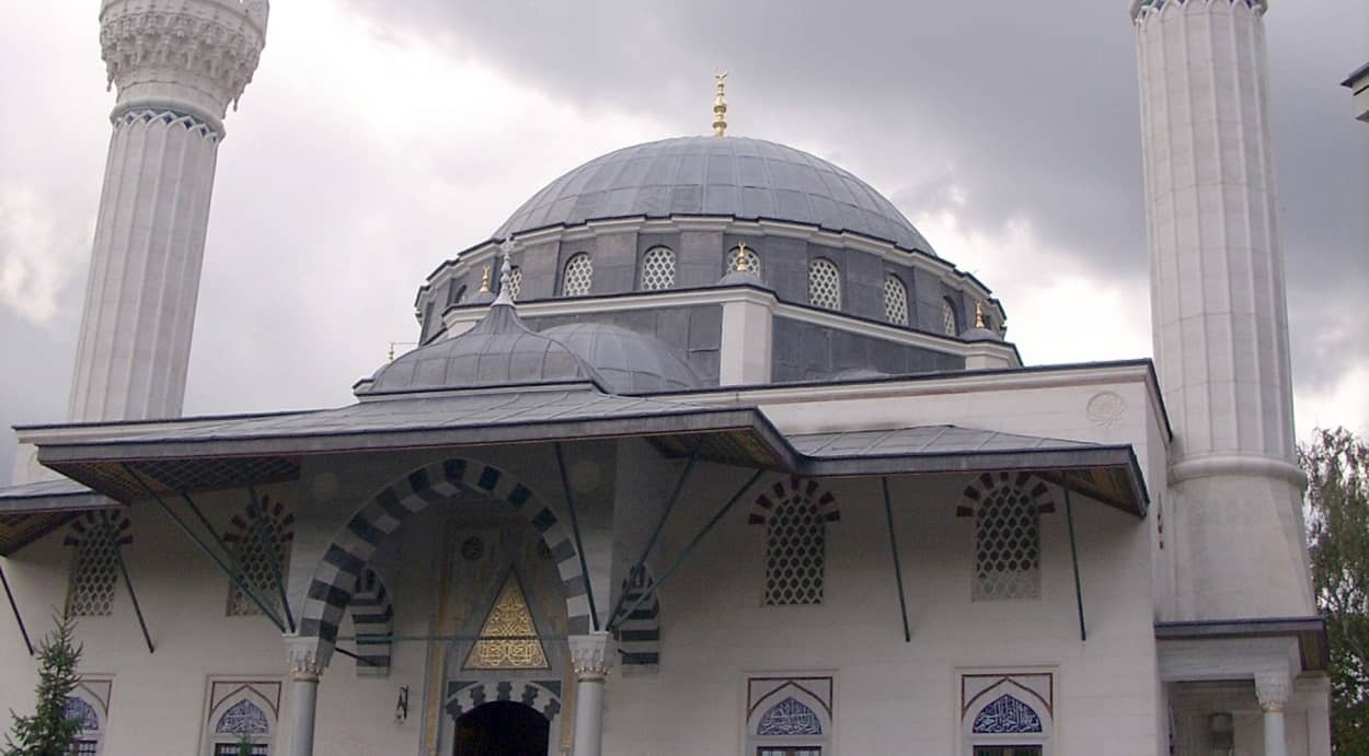 Die Sehitlik-Moschee in Berlin Neukölln